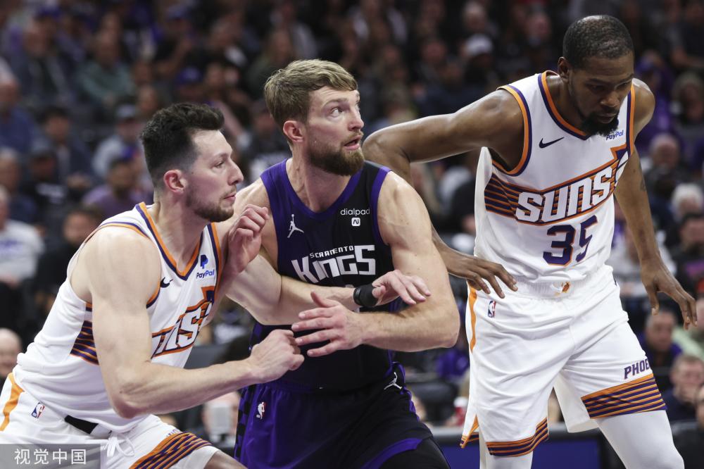 赛场上不断 赛场上不断