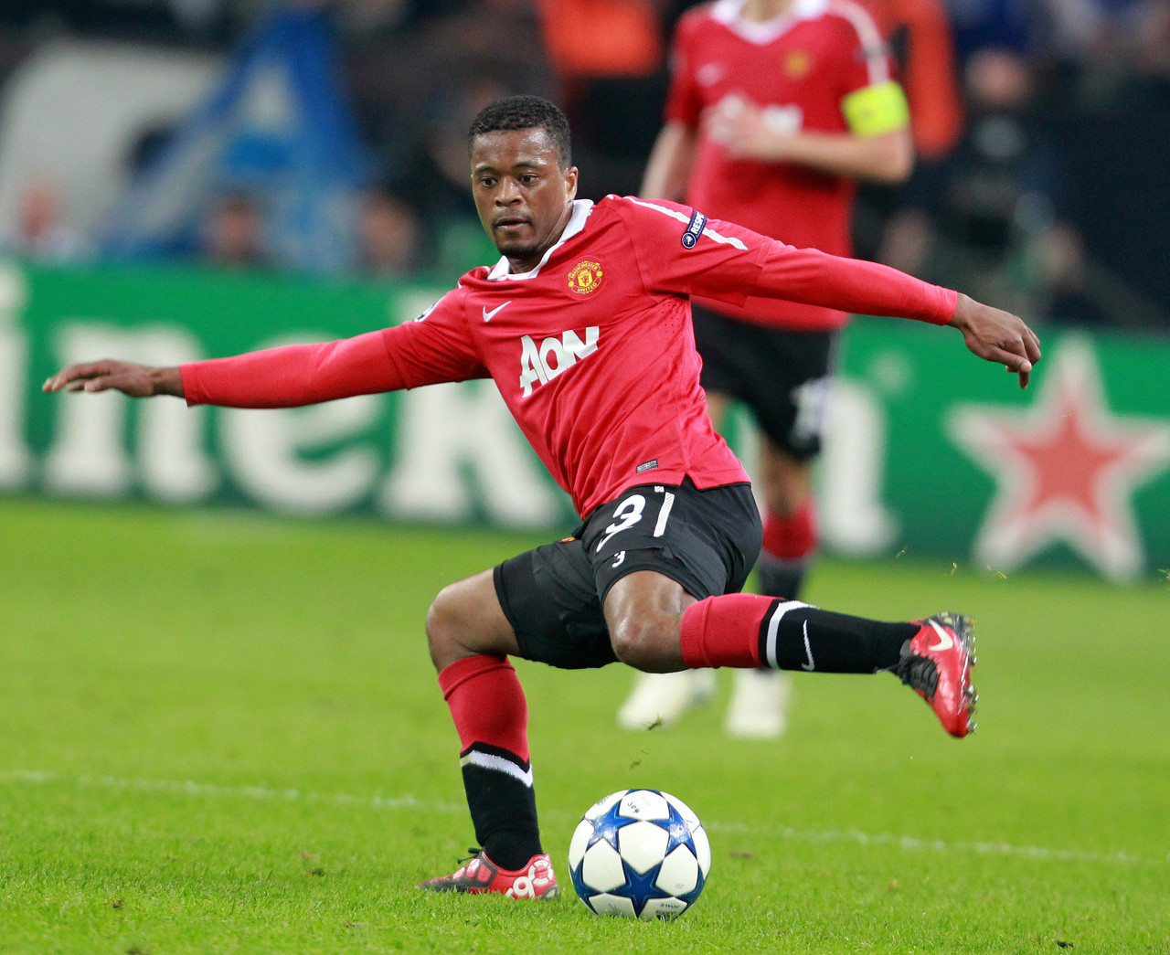 首发球员 首发球员