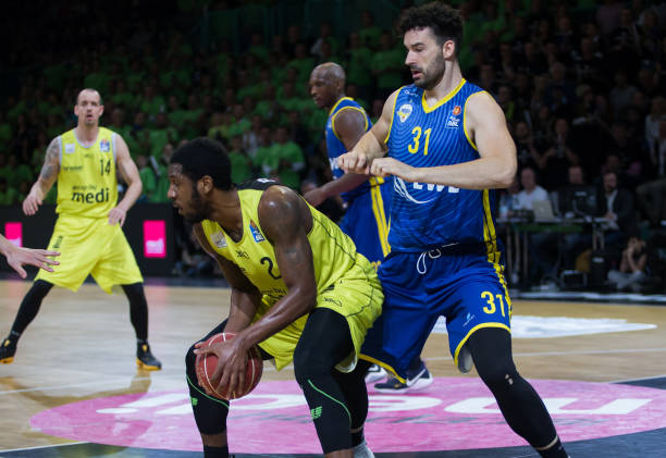 在一次公开 在一次公开