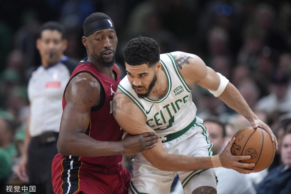 伊万世预赛用人回顾：5人四场均首发，王大雷、蒋圣龙打满全场